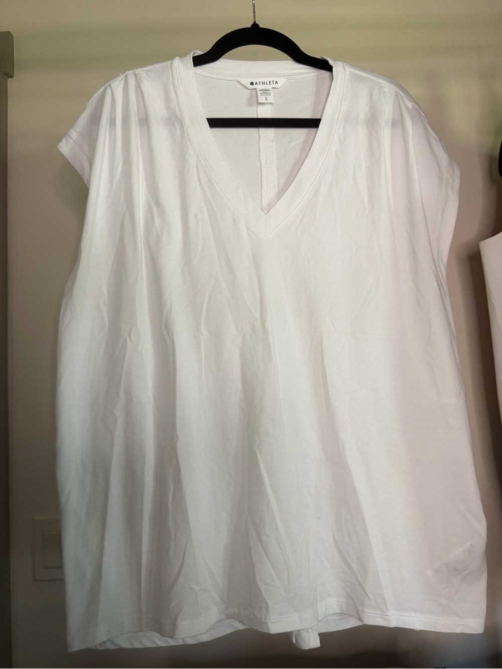 Athleta White Twist Back V-Neck Tee #22